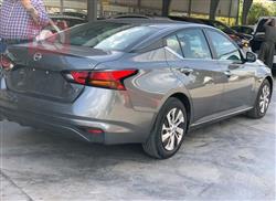 نيسان ألتيما